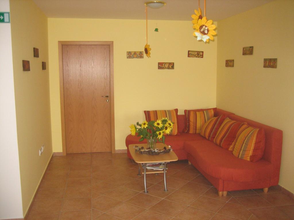 Tourist Farm Šalamun Villa Banovci Exterior foto